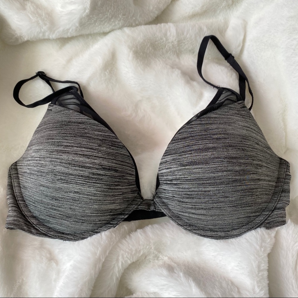 NWOT Victoria Secret Push-up Bra